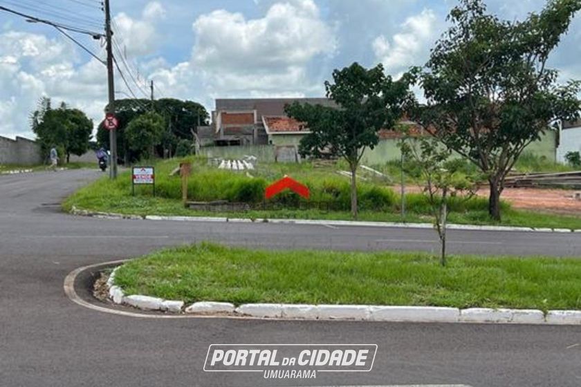 Terreno &agrave; venda - 450m&sup2; - Jardim Espanha