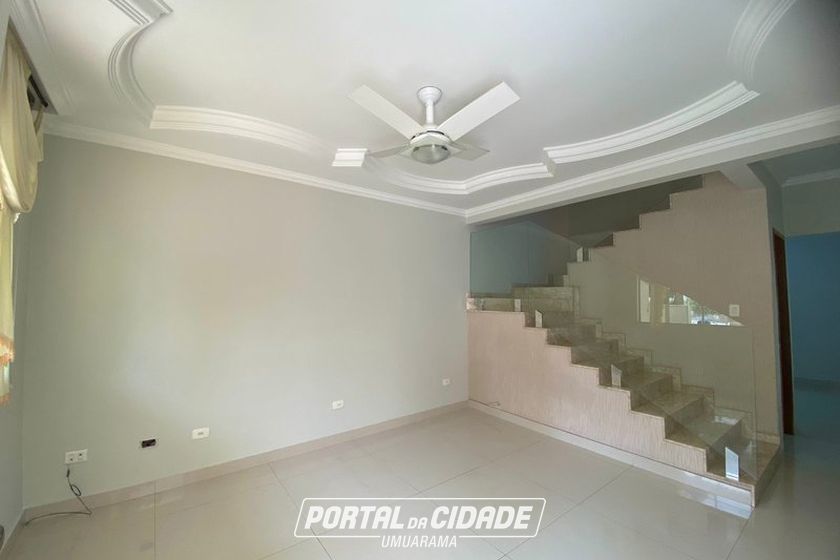 Casa &agrave; venda - 250m&sup2; - Zona II