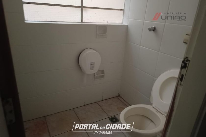 Sal&atilde;o Comercial para alugar - 245m&sup2; - Centro