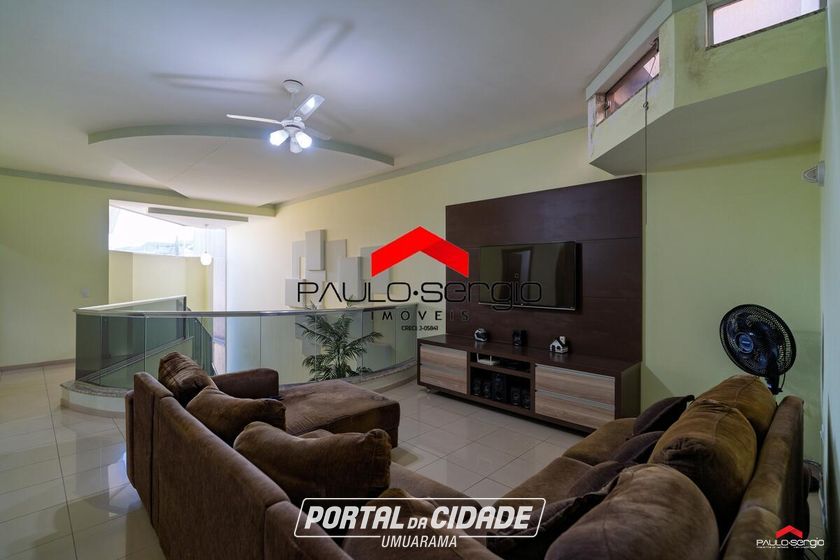 Sobrado &agrave; venda - 266m&sup2; - Zona II