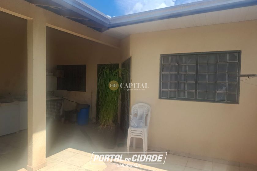 Casa &agrave; venda - 93m&sup2; - Zona III