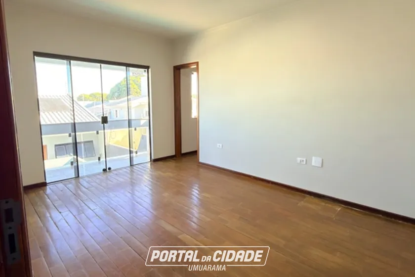 Sobrado &agrave; venda - 376m&sup2; - Zona I