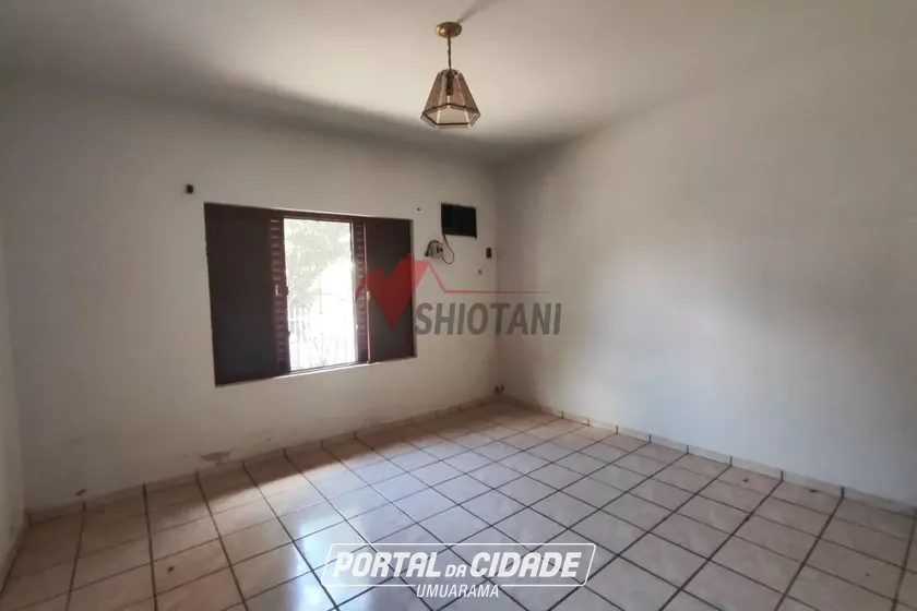 Casa &agrave; venda - Zona VI