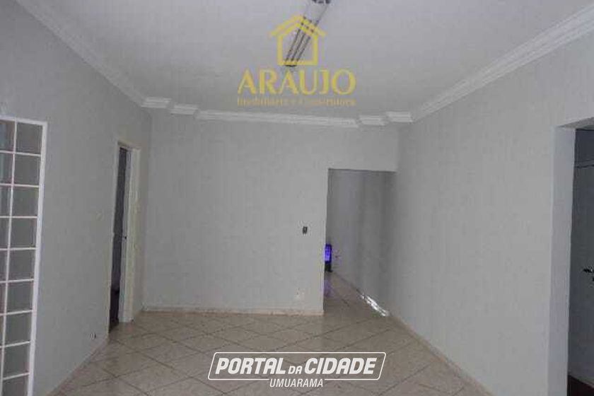 Casa para alugar - 380m&sup2; - Zona I