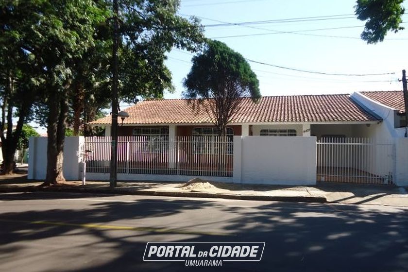Casa para alugar - 167m&sup2; - ZONA II