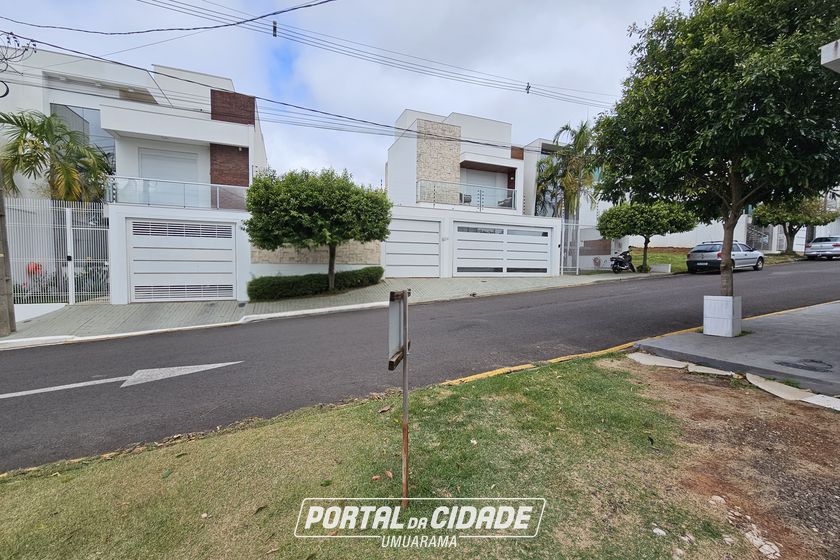 Terreno &agrave; venda - 177m&sup2; - JARDIM TUPAN