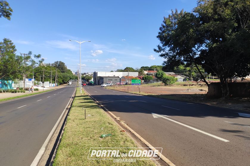 Terreno para alugar - 2350m&sup2; - Em frente a Guarda Mirim