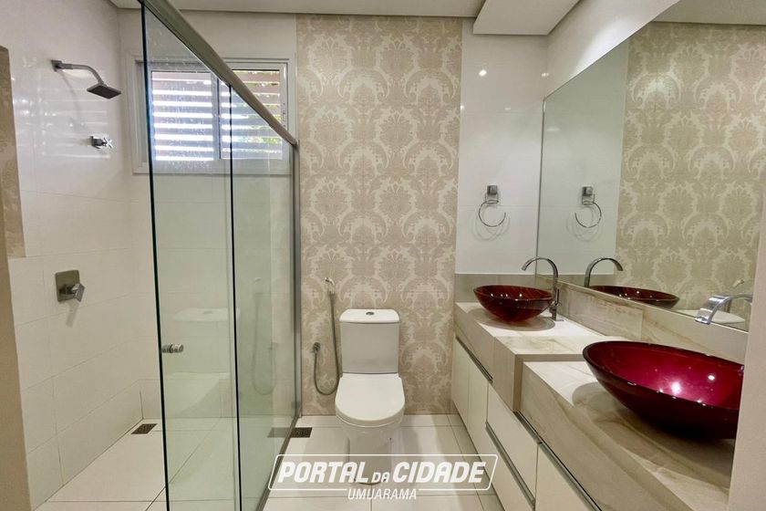 Casa &agrave; venda - 180m&sup2; - JARDIM ALPHAVILE