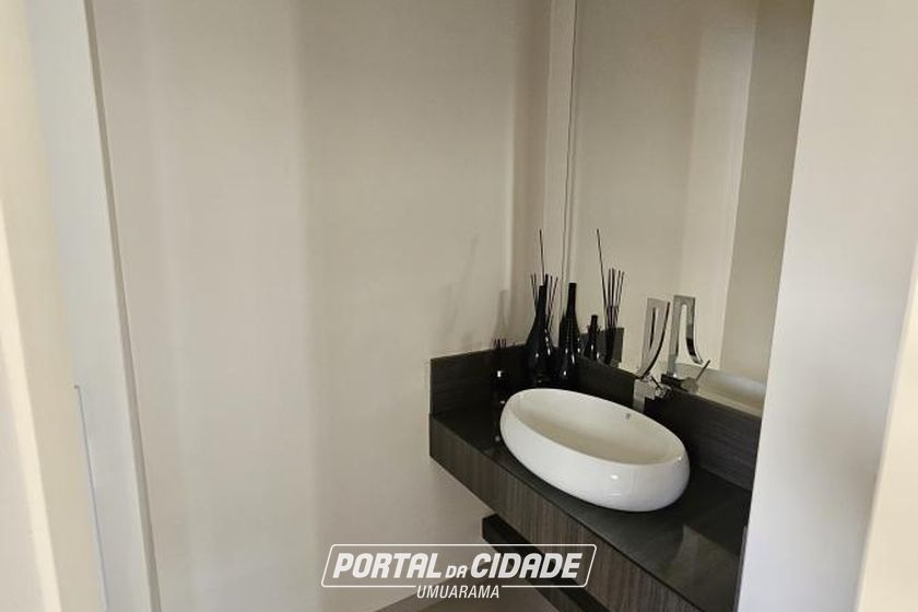 Casa &agrave; venda - 226m&sup2; - Condom&iacute;nio Ecoville