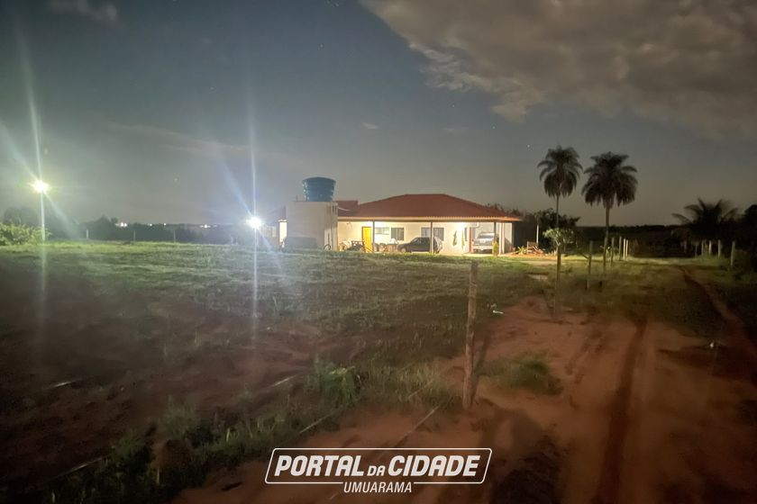 Ch&aacute;cara &agrave; venda - Rod. Henio Romagnoli