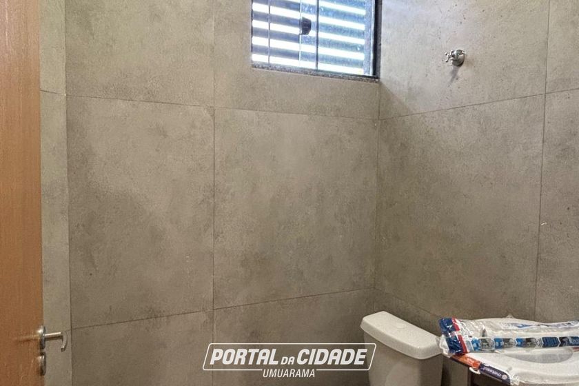 Sal&atilde;o Comercial para alugar - 1000m&sup2; - Parque Industrial II