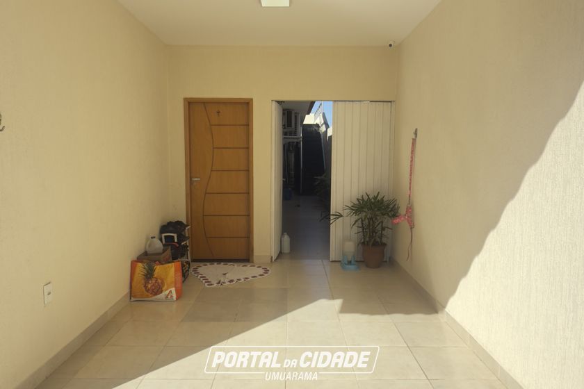 Casa &agrave; venda - 240m&sup2; - Parque Alto da Paran&aacute;