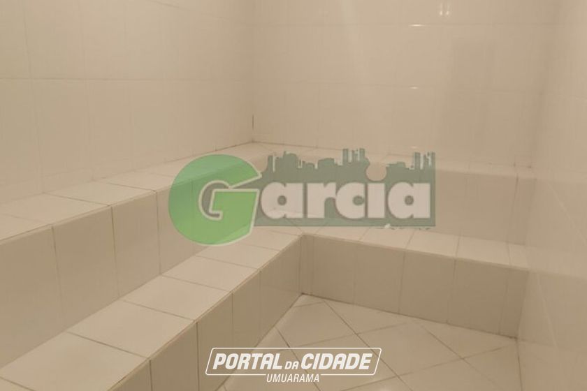 Apartamento &agrave; venda - 131m&sup2; - Zona I