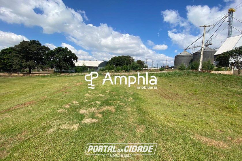 Terreno &agrave; venda - 1576m&sup2; - Vista Linda