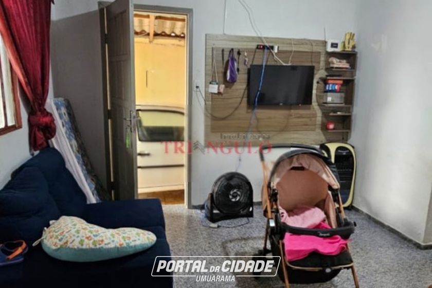 Casa &agrave; venda - 84m&sup2; - CONJUNTO RESIDENCIAL VINTE E SEIS D