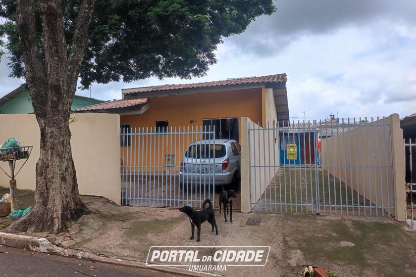 Casa &agrave; venda - 150m&sup2; - Jardim C&oacute;rrego Longe