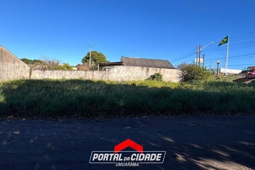 Terreno &agrave; venda - 334m&sup2; - Jardim Cruzeiro