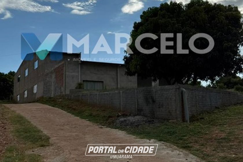 Ch&aacute;cara &agrave; venda - 2800m&sup2; - Zona Rural