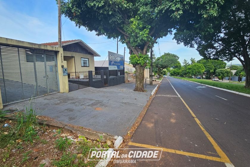 Casa &agrave; venda - 123m&sup2; - ZONA 06