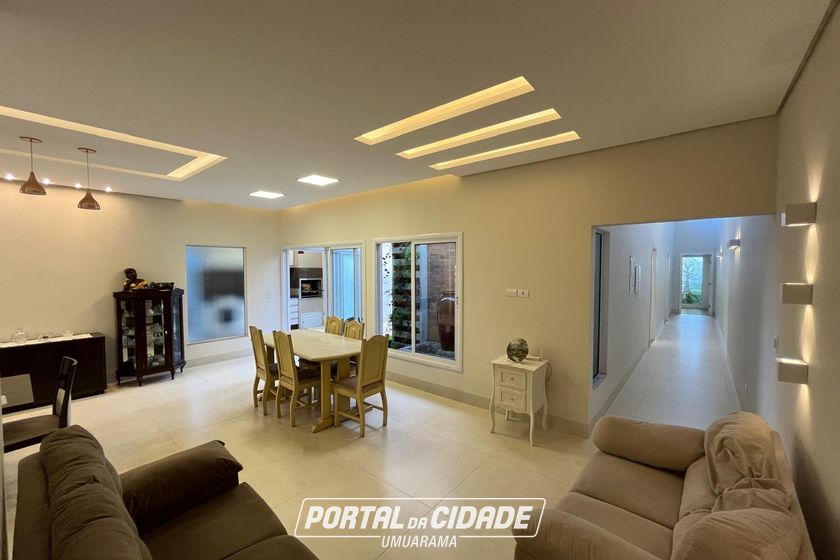Casa &agrave; venda - 419m&sup2; - Jd Veleiros