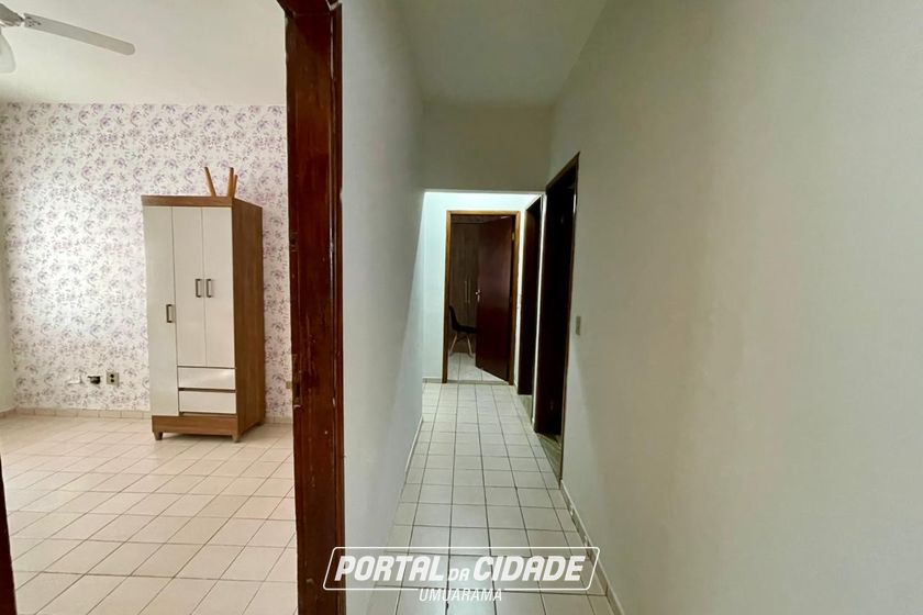 Casa &agrave; venda - 130m&sup2; - JARDIM PETROPOLIS