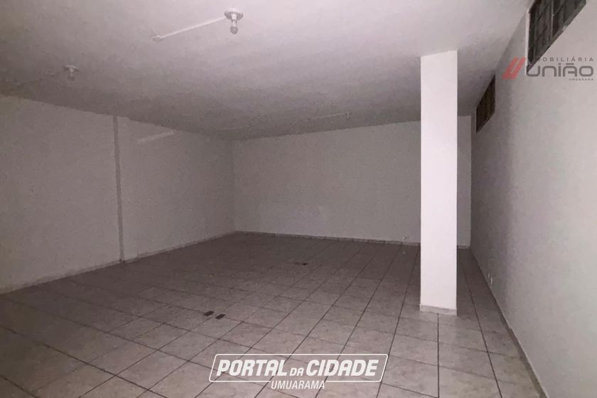 Sal&atilde;o Comercial para alugar - Zona III