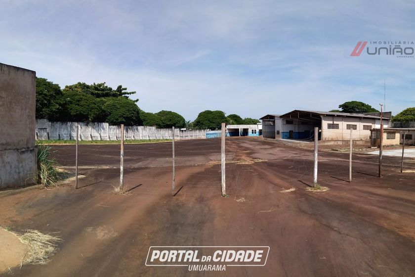 Sal&atilde;o Comercial para alugar - 940m&sup2; - Zona I-a