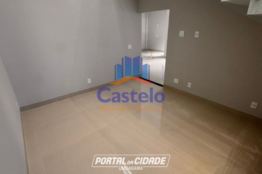 Casa &agrave; venda - 135m&sup2; - ZONA III