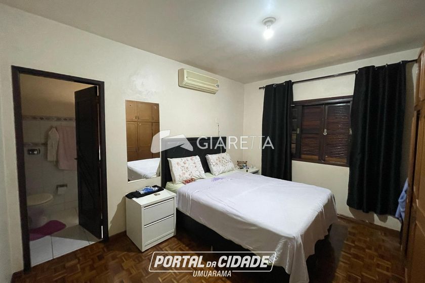 Casa &agrave; venda - 207m&sup2; - VILA INDUSTRIAL
