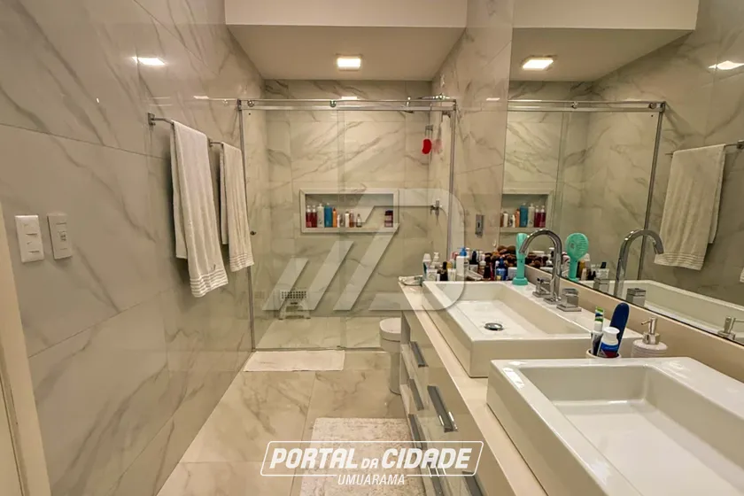 Casa &agrave; venda - 280m&sup2; - Zona VII