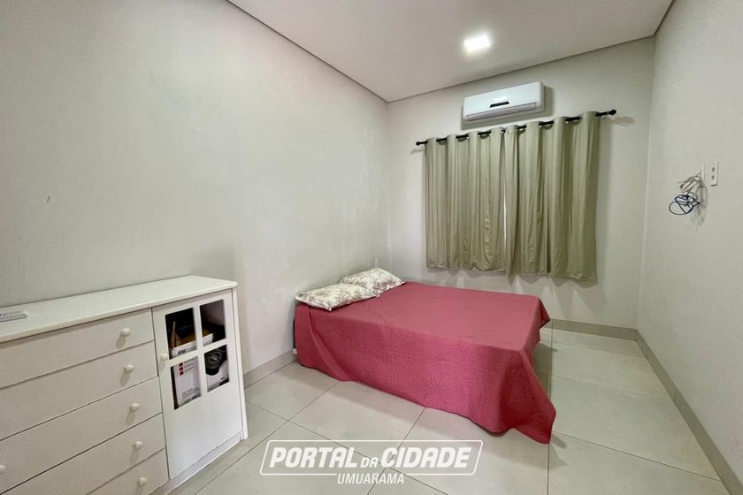 Sala Comercial &agrave; venda - 114m&sup2; - JARDIM SANTIAGO
