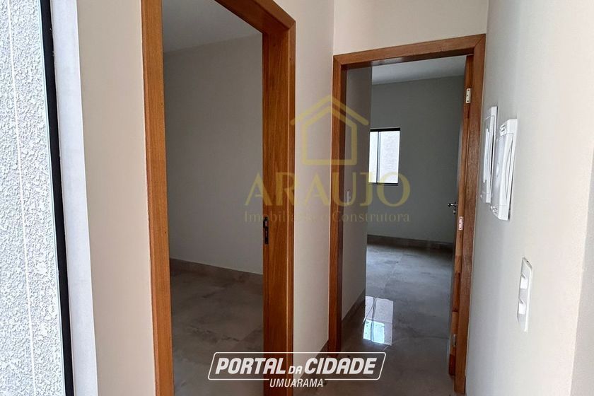 Casa &agrave; venda - 132m&sup2; - Jardim Azal&eacute;ia