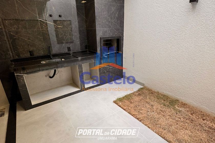 Casa &agrave; venda - 135m&sup2; - ZONA III