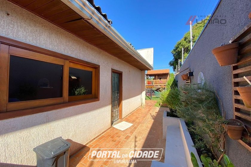 Casa &agrave; venda - 420m&sup2; - Zona I-a