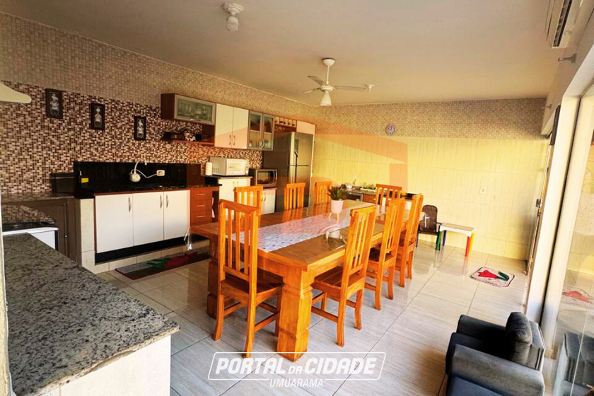 Casa &agrave; venda - 309m&sup2; - Zona III