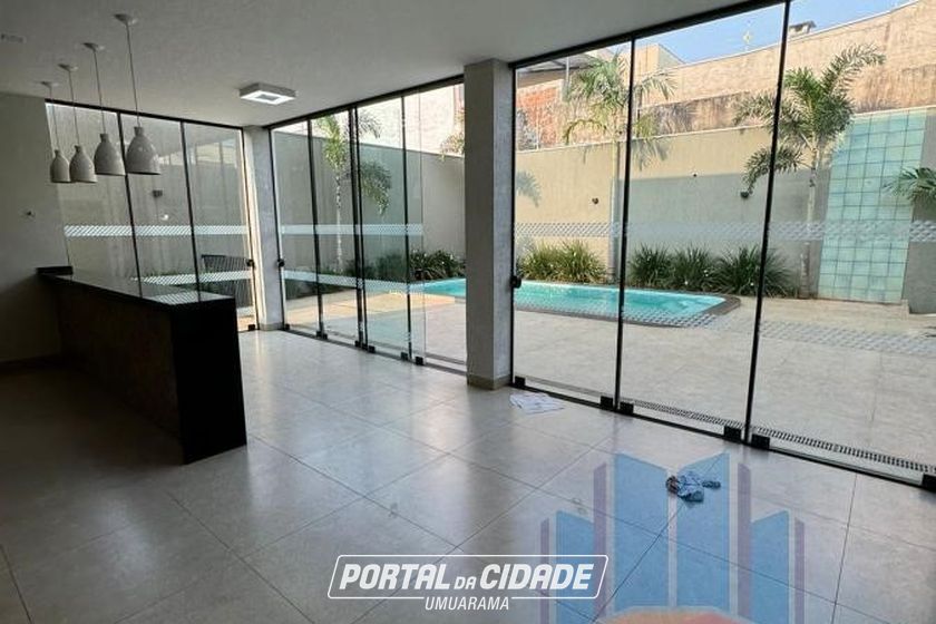 Casa &agrave; venda - 380m&sup2; - Jardim Imigrantes II