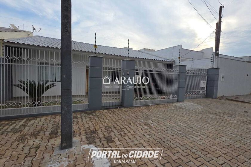 Casa &agrave; venda - 243m&sup2; - Jardim Indai&aacute;