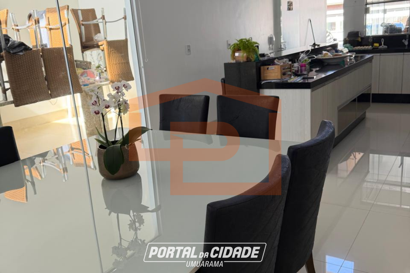 Casa &agrave; venda - 183m&sup2; - Zona III