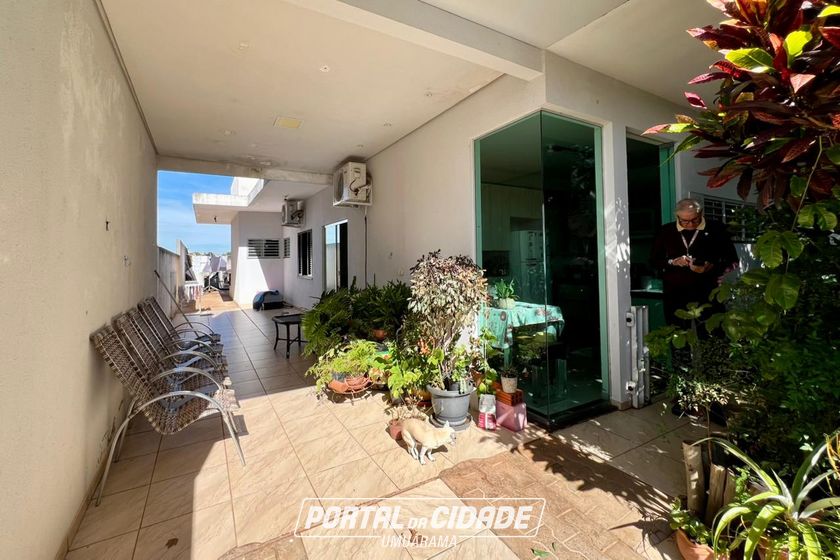 Casa &agrave; venda - 200m&sup2; - Zona IV