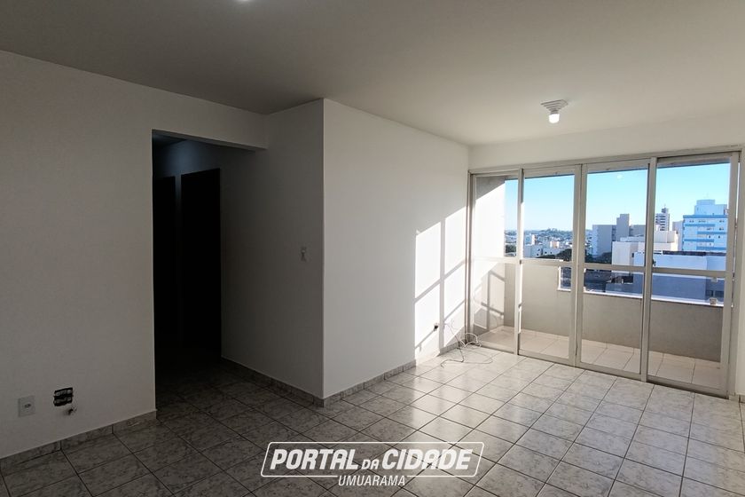 Apartamento para alugar - 78m&sup2; - ZONA II