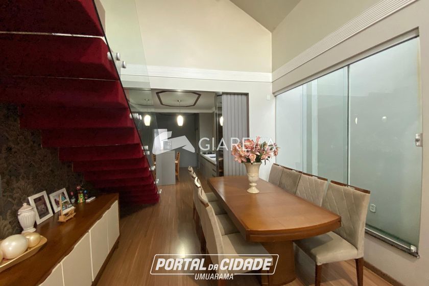 Casa &agrave; venda - 196m&sup2; - JARDIM GISELA