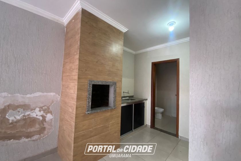 Casa &agrave; venda - 218m&sup2; - ZONA I-A