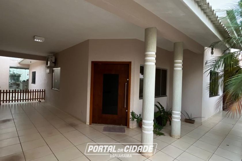 Casa &agrave; venda - 345m&sup2; - Jardim Tamoio