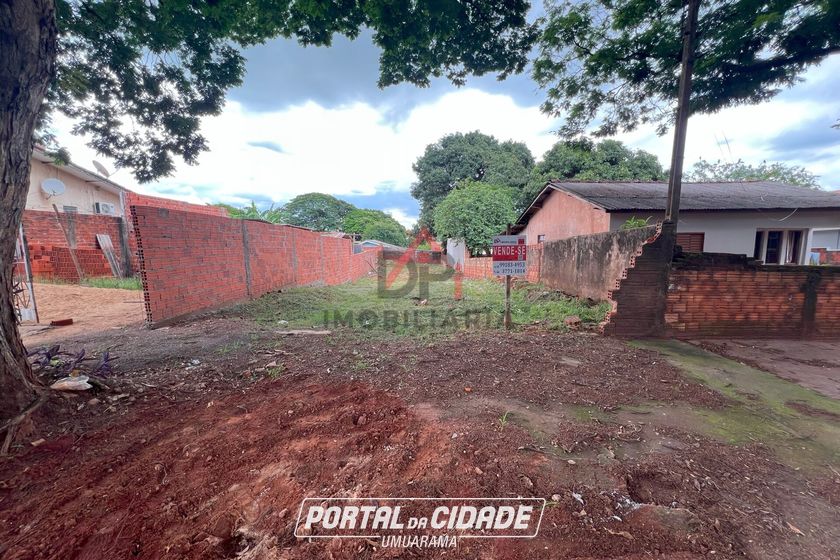 Terreno &agrave; venda - 245m&sup2; - Zona V