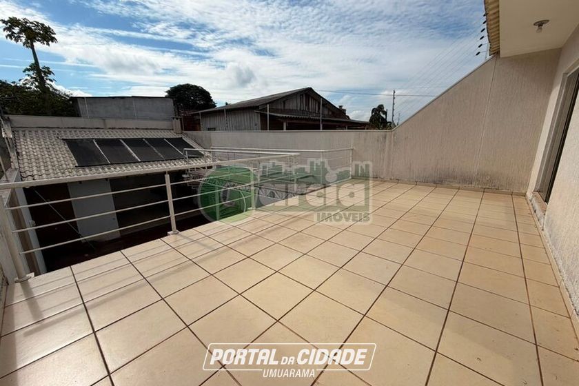 Sobrado para alugar - Zona III