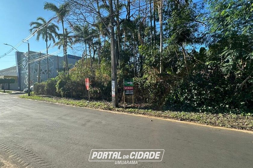 Terreno &agrave; venda - 176m&sup2; - GERA&Ccedil;&Atilde;O CIMA