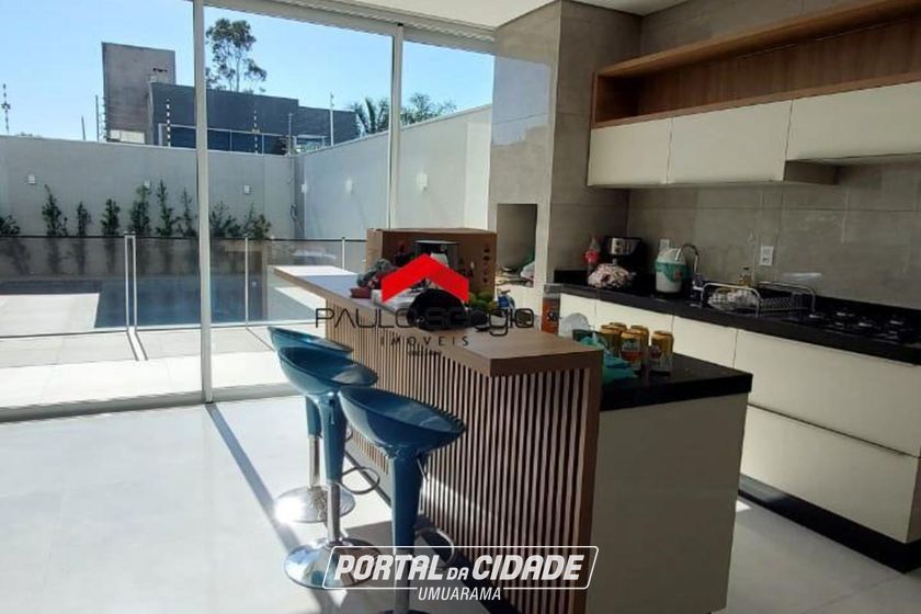 Sobrado &agrave; venda - 271m&sup2; - Zona VII