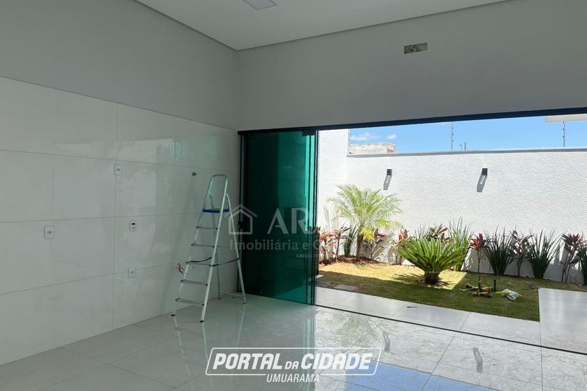 Casa &agrave; venda - 110m&sup2; - Jardim Cima