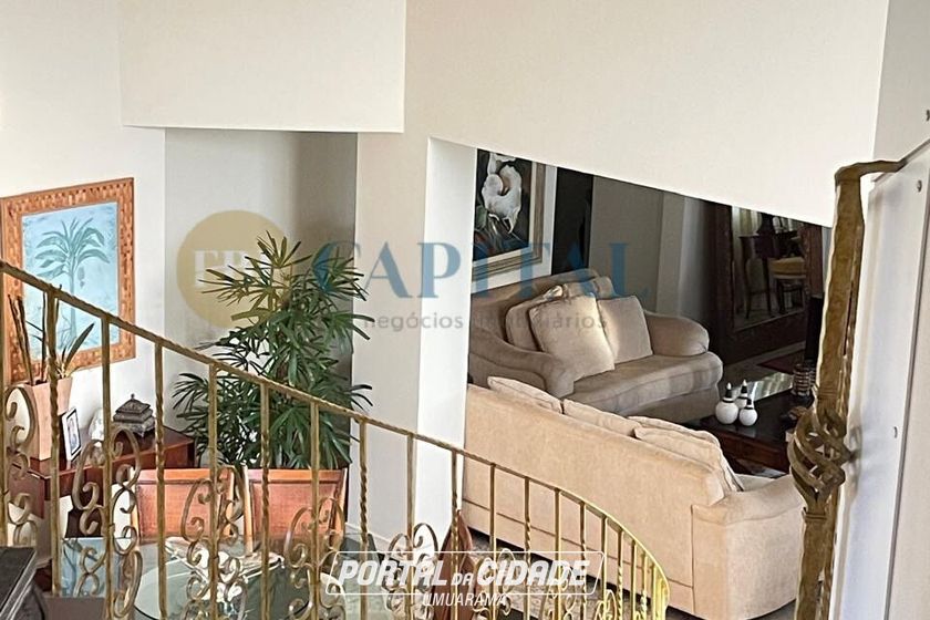 Casa &agrave; venda - 700m&sup2; - Jardim Harmonia