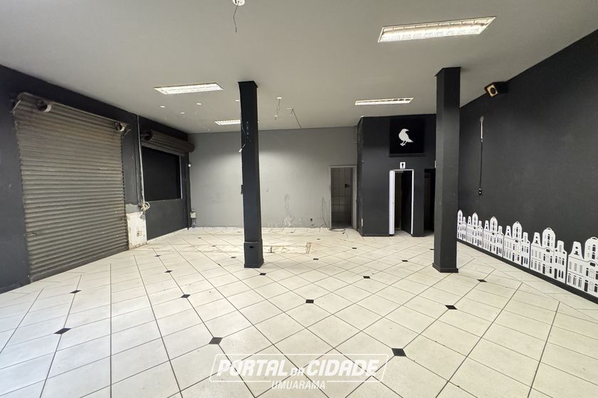 Sal&atilde;o Comercial para alugar - 95m&sup2; - Pr&oacute;ximo &agrave; Unipar Sede
